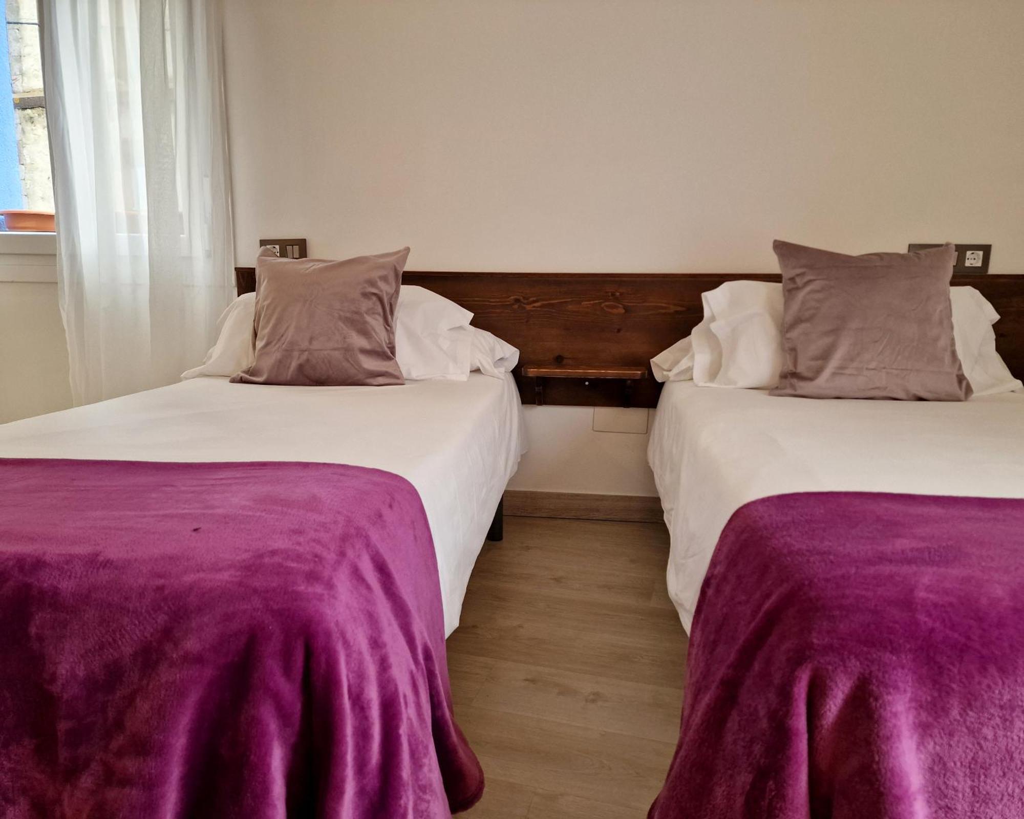 Hostal Remona Espinama Esterno foto
