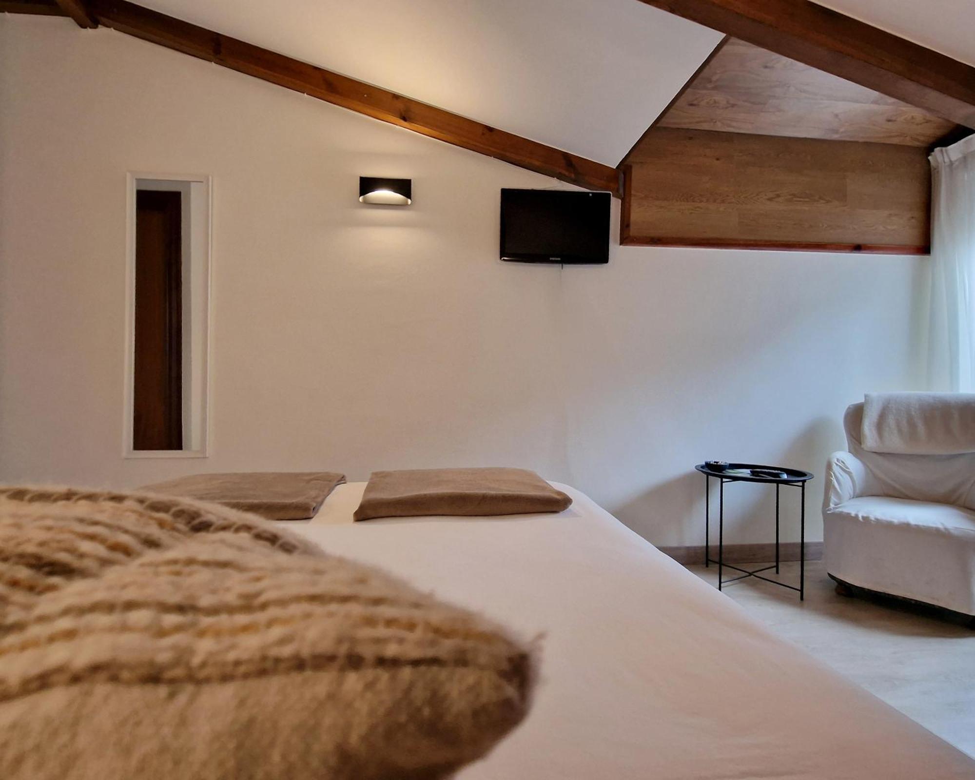 Hostal Remona Espinama Esterno foto